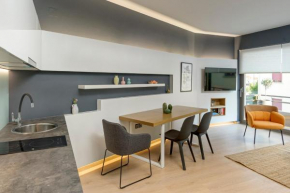 Ioannina In - central & modern apt 36m2 lake view